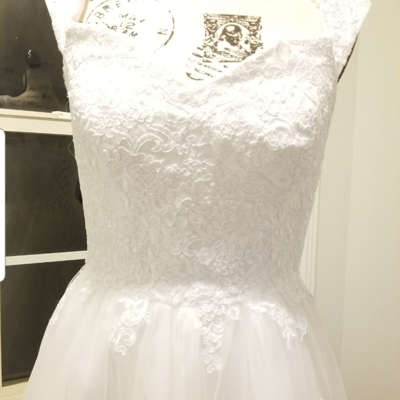 Wedding Gown (New but no tags) - Picture 3 of 4